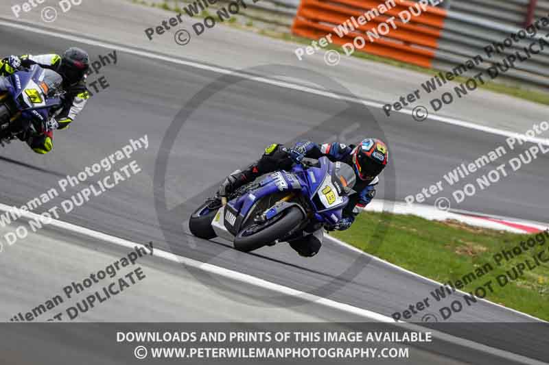 cadwell no limits trackday;cadwell park;cadwell park photographs;cadwell trackday photographs;enduro digital images;event digital images;eventdigitalimages;navarra;no limits trackdays;peter wileman photography;racing digital images;trackday digital images;trackday photos